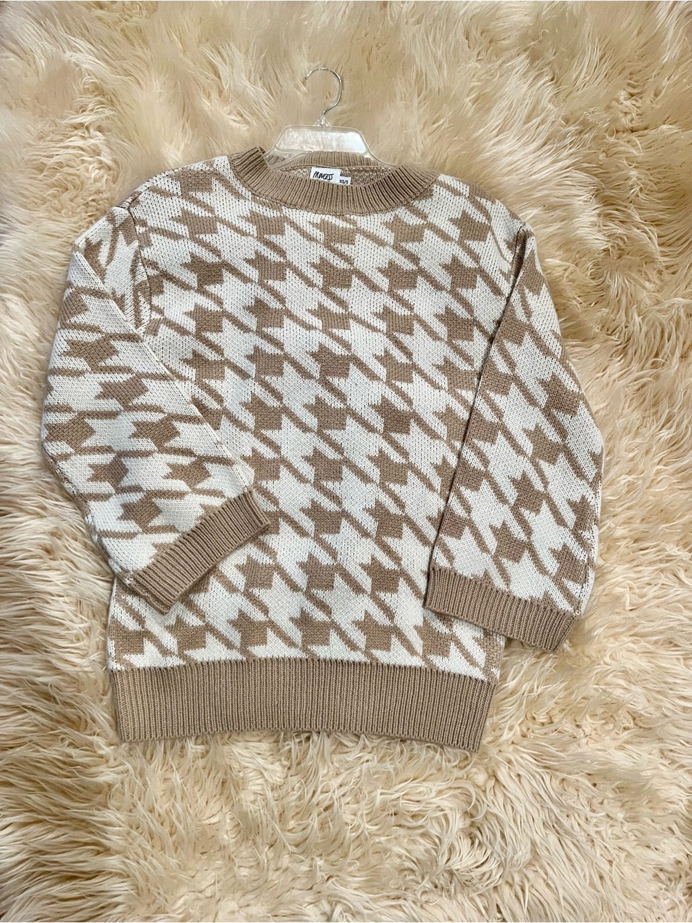 Princess Polly Beige and White Houndstooth Crewneck Sweater
